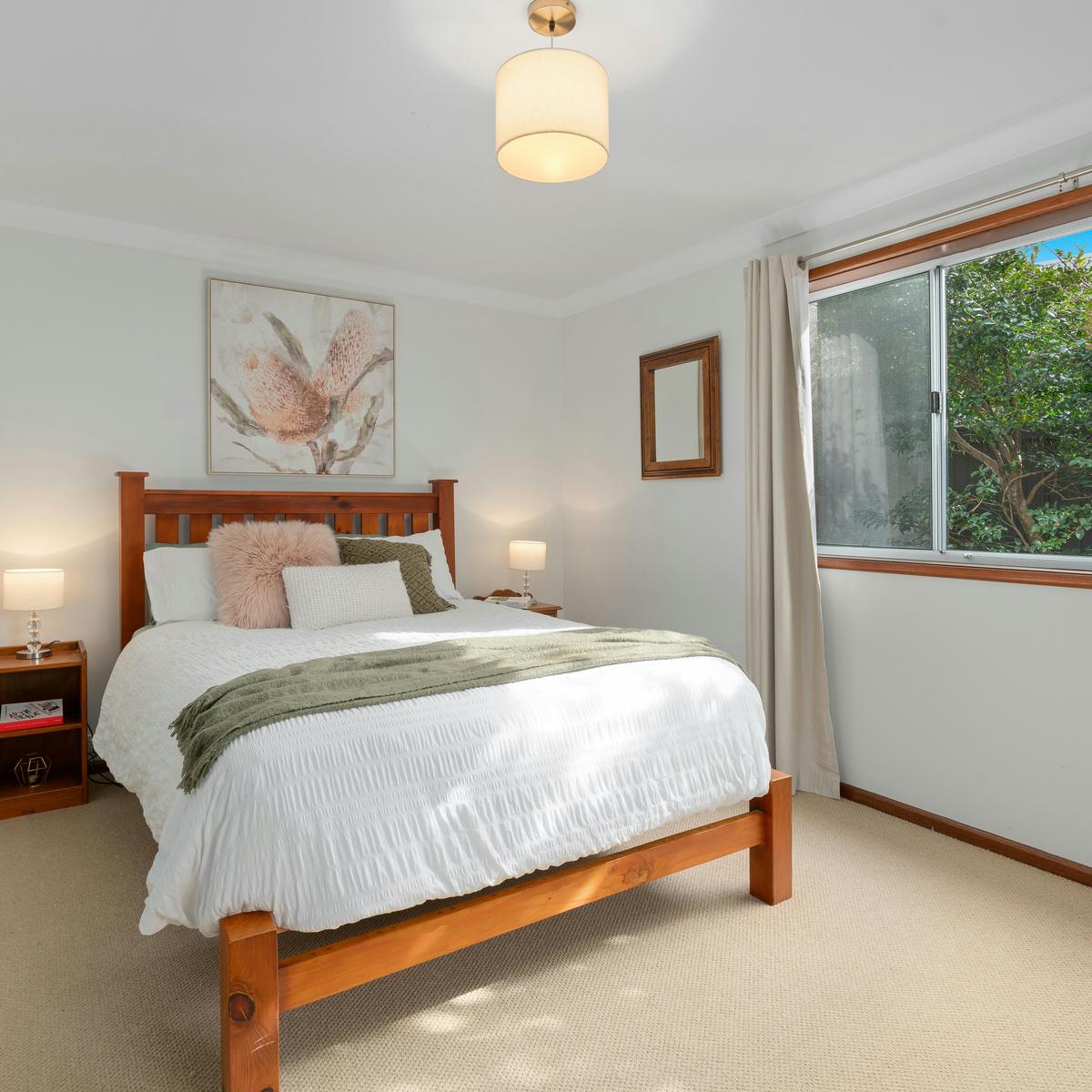 Main Queen Bedroom