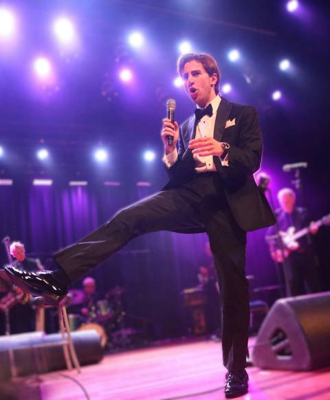 Crooners and Cocktails