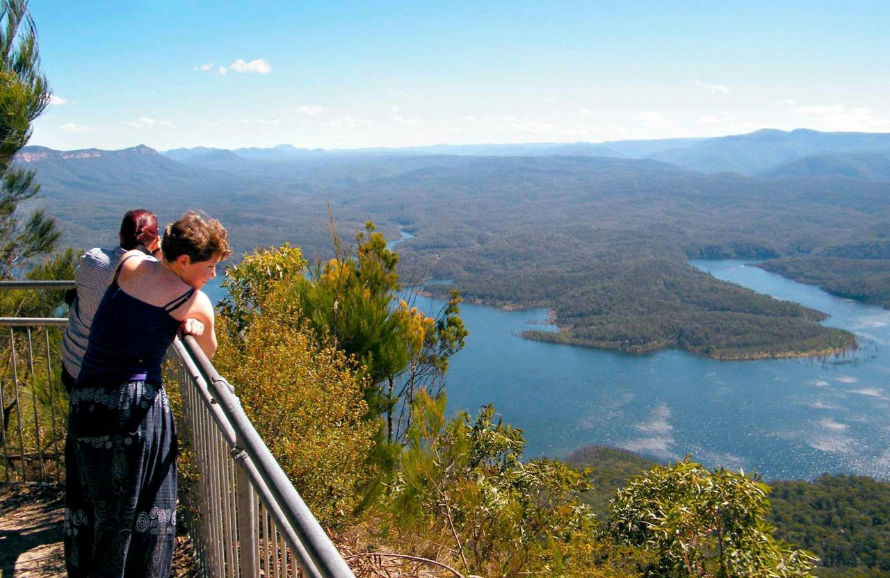McMahons Point Ride, Blue Mountains National Park. Photo: Craig Marshall/NSW Government