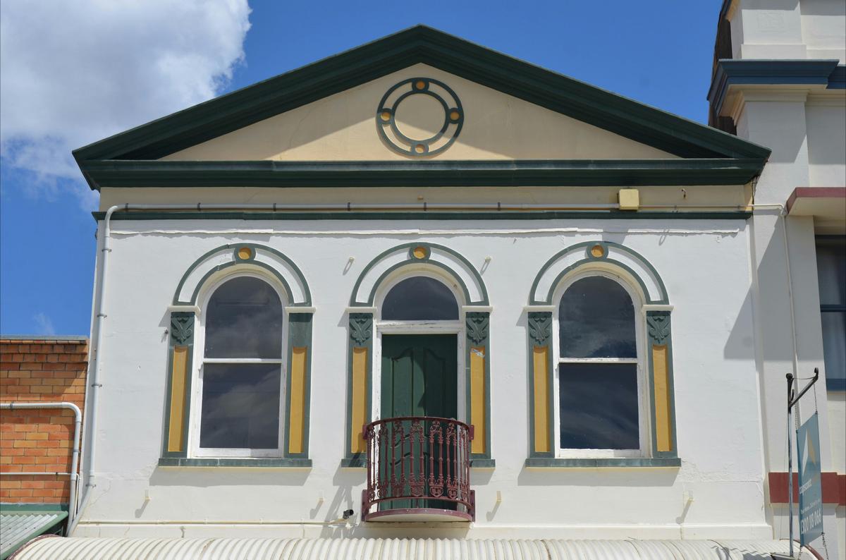 264 Kent St top storey