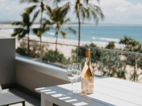 1 Bedroom Beachfront Penthouse