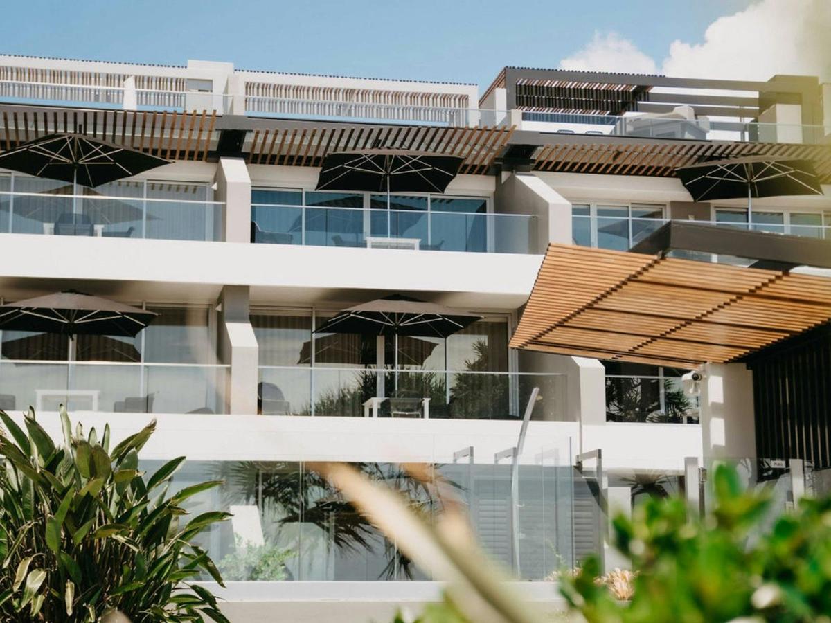 1 Bedroom Beachfront Penthouse