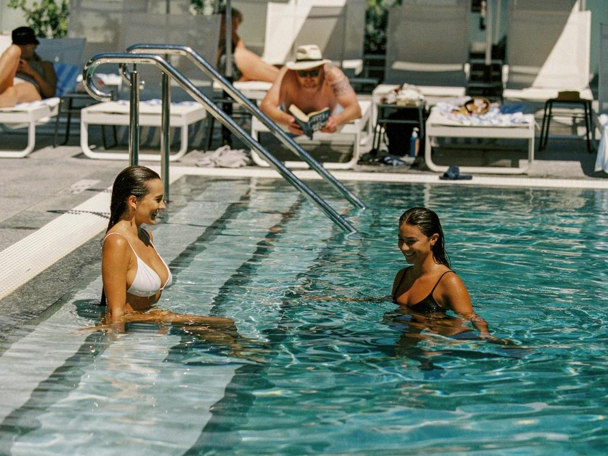 71 Hastings Street Pool