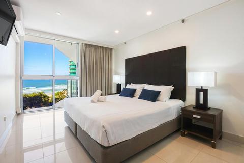 7a Peninsula Apartment with Gold Coast Holidays