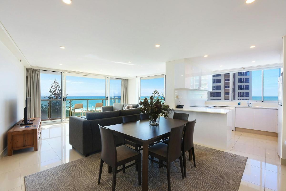 Open plan living - Dining room, lounge room, kitchen - Gold Coast Holidays Australia