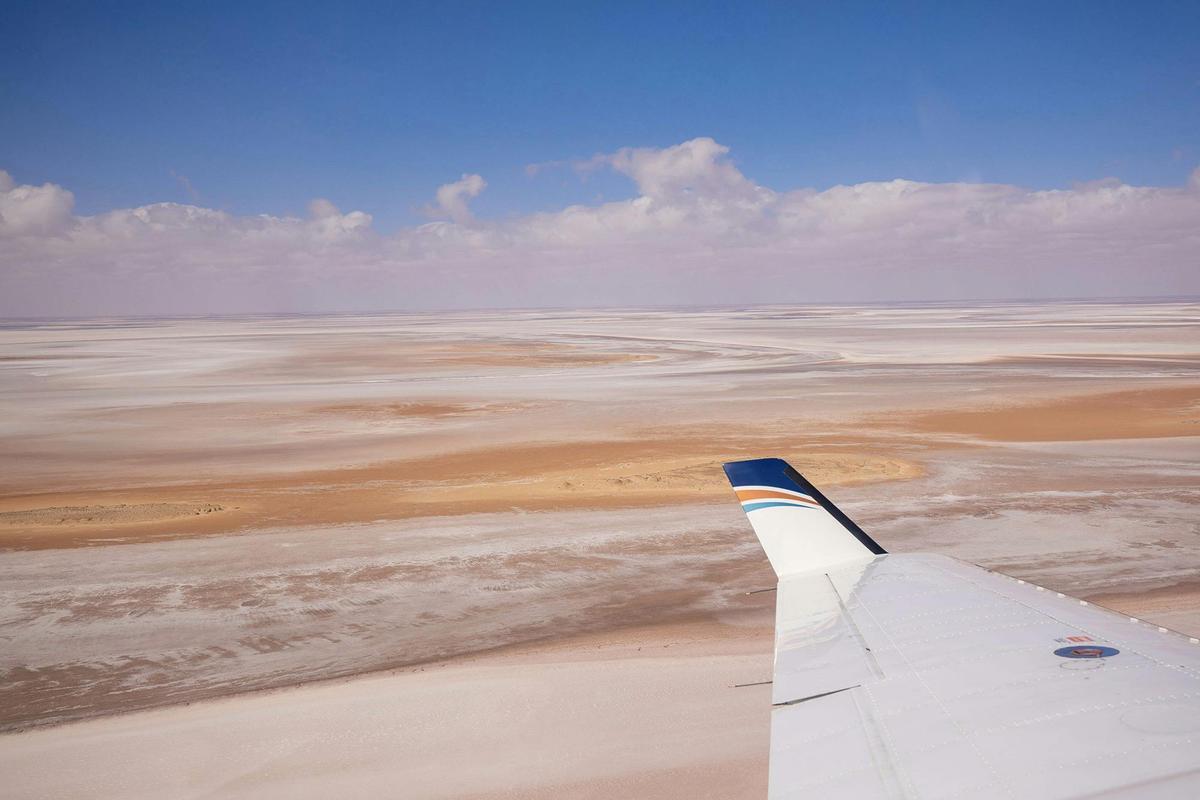 Lake Eyre and Outback Tour
