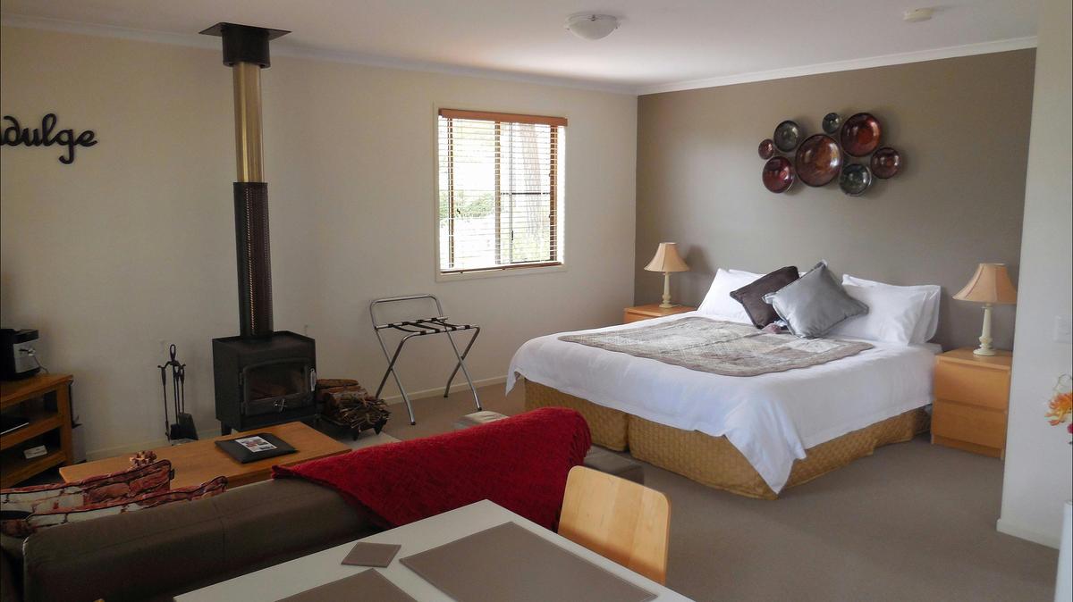 Villa 3 – Spacious, Accessible, and Sunset-Facing
