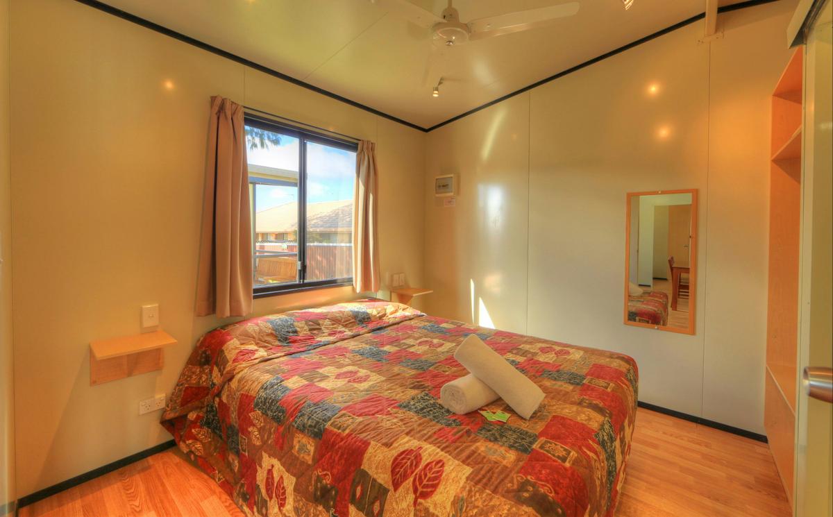3 Bedroom Cabin - 6 Berth