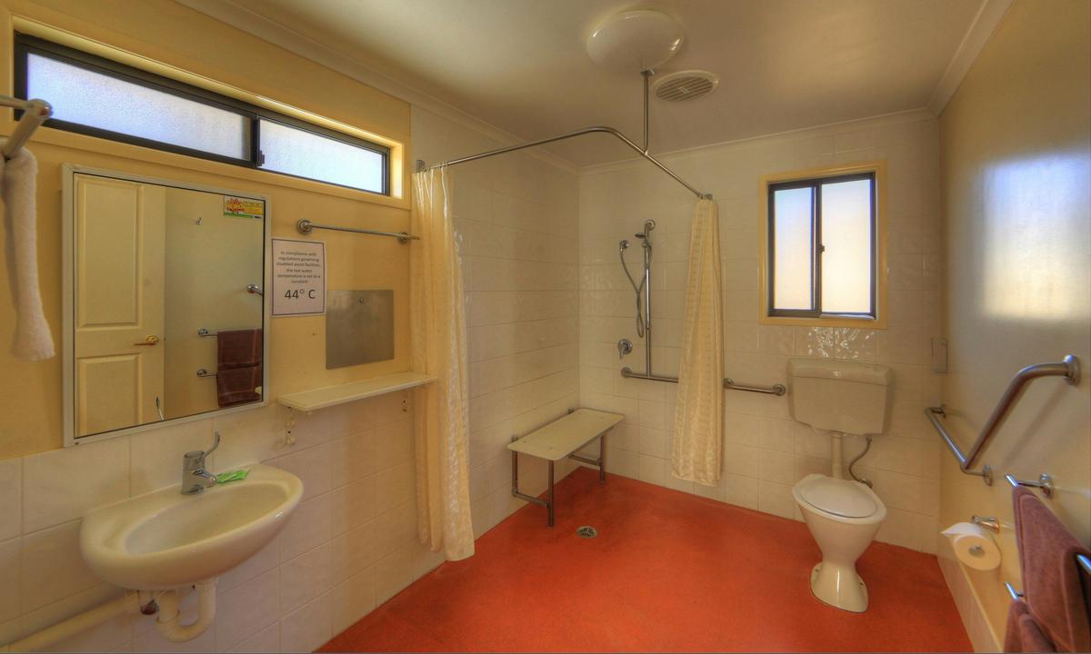 1 Bedroom Cabin - 6 Berth (Disabled Assist)