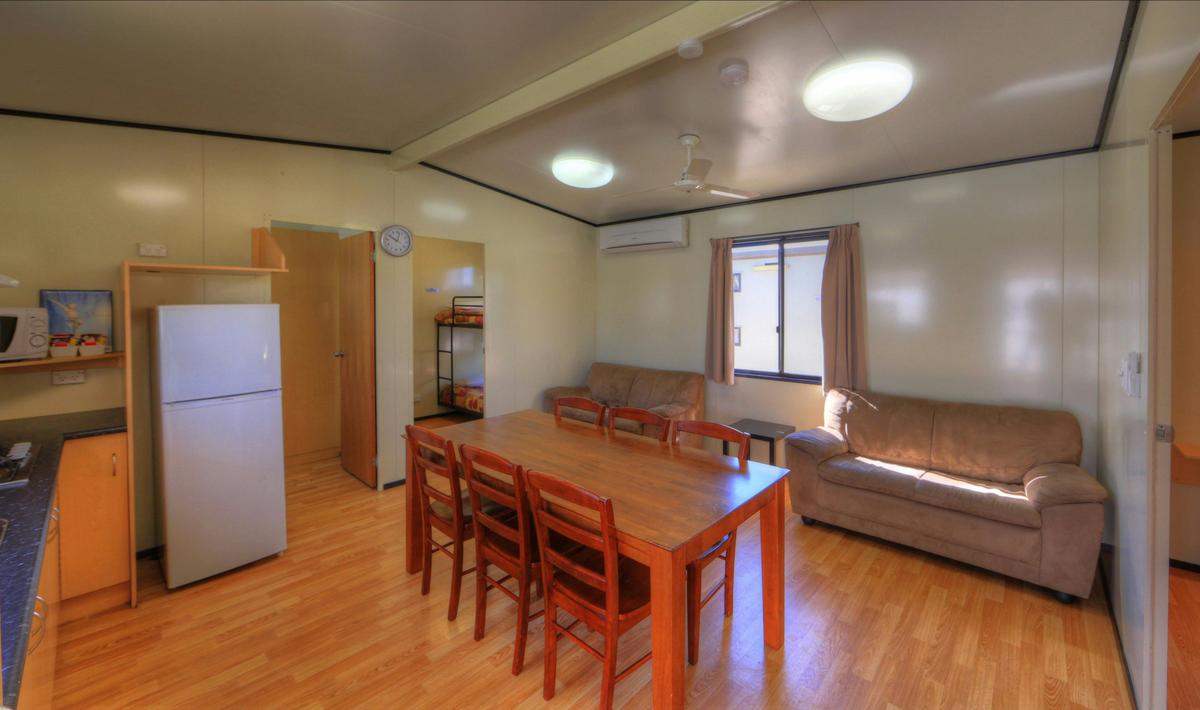 3 Bedroom Cabin - 6 Berth