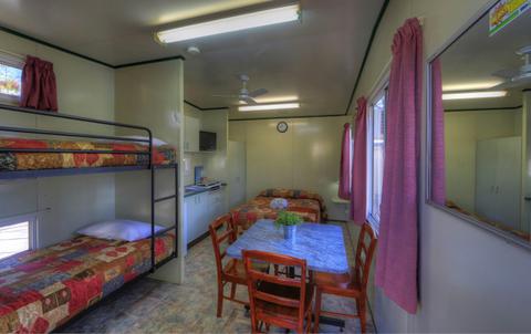 Park Cabin - 4 Berth (No Ensuite)