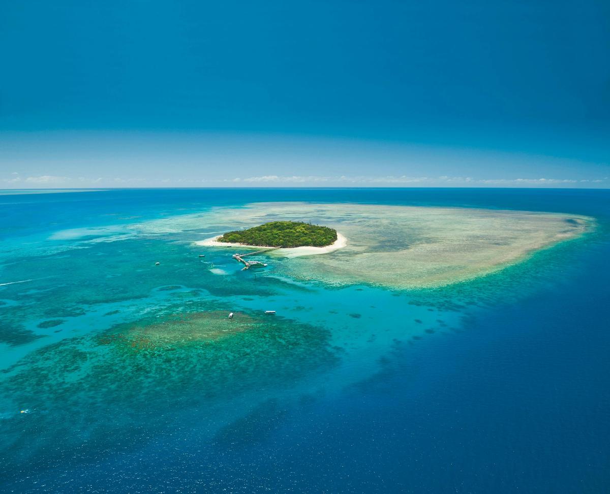 Green Island Reef Cruise Full Day 9am (FDBC - Pak 1 Standard Inclusions
