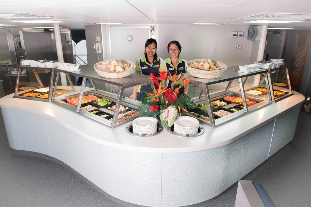 Green Island Reef Cruise Full Day 9am (FDBC - Pak 2 Lunch)