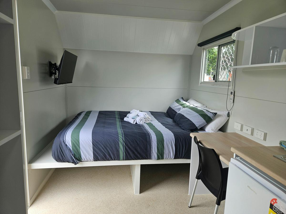 Compact Queen Van Room