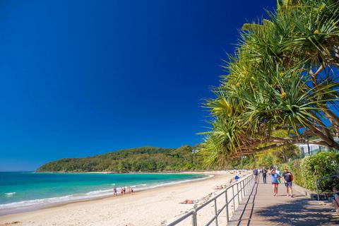 Noosa Heads & Eumundi Markets Day Excursions - Beautiful Coastal Views + Local Boutiques