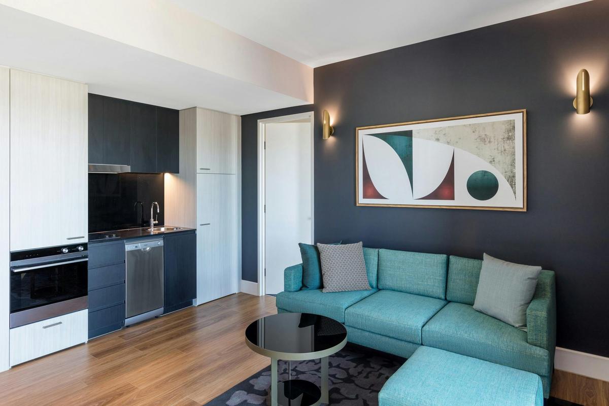 Premier 1 Bedroom Apartment with Balcony and River View