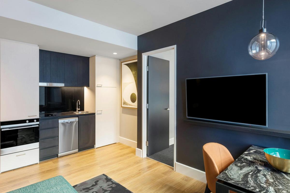 Premier 1 Bedroom Apartment