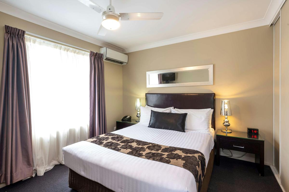 One Bedroom Apartment