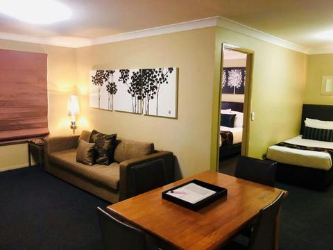 One Bedroom Apartment