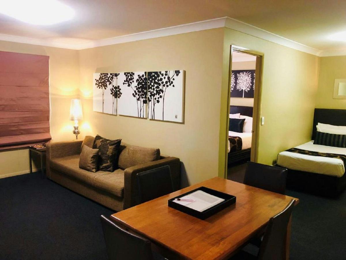 One Bedroom Apartment