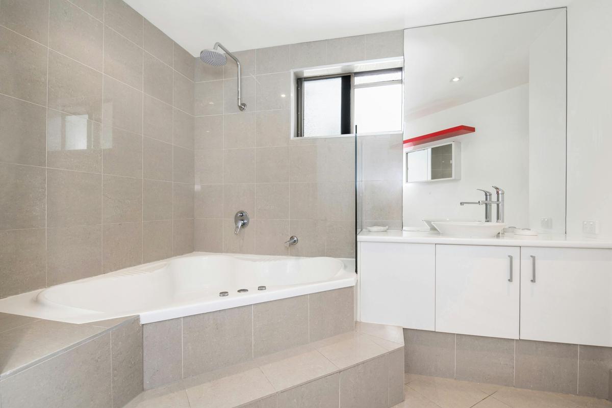 Premium Ocean View - Superior One Bedroom Apartment