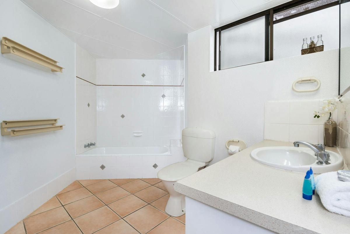 Ocean View - Three Bedroom Apartment