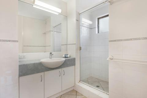 Premium Ocean Views - Two Bedroom Apartment