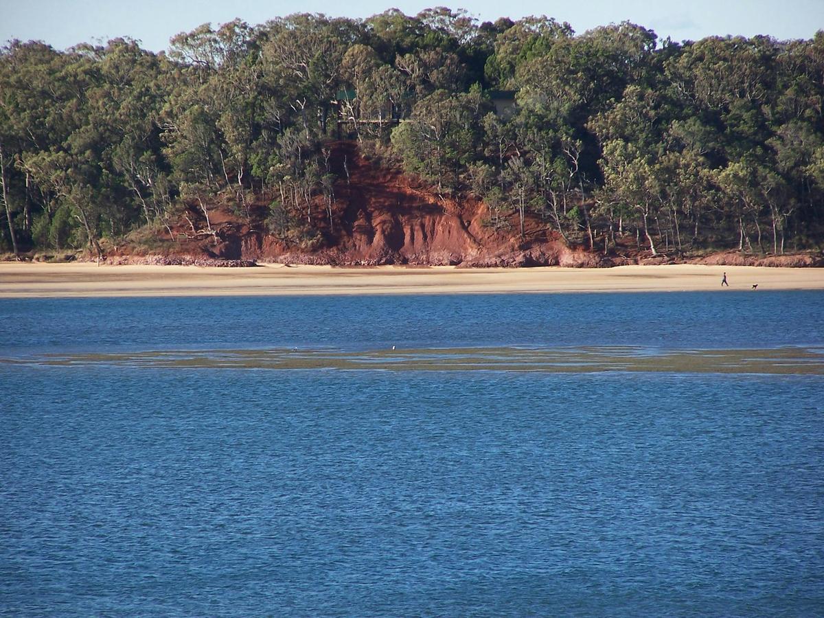 Coochiemudlo Island