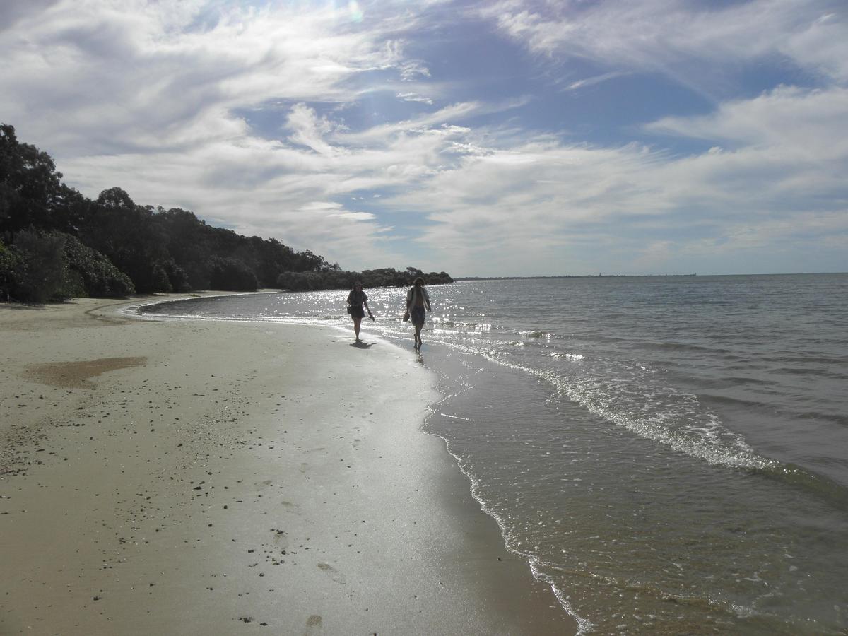Coochiemudlo Island