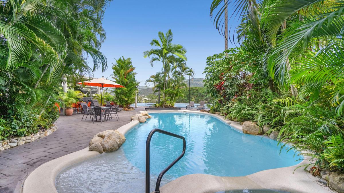 Amaroo at Trinity - Heated Pool