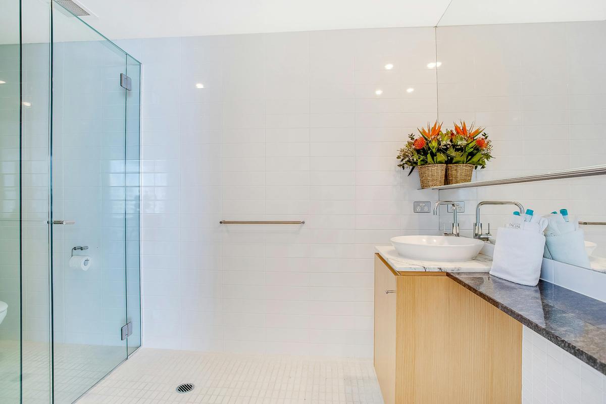 2 Bedroom Ocean View