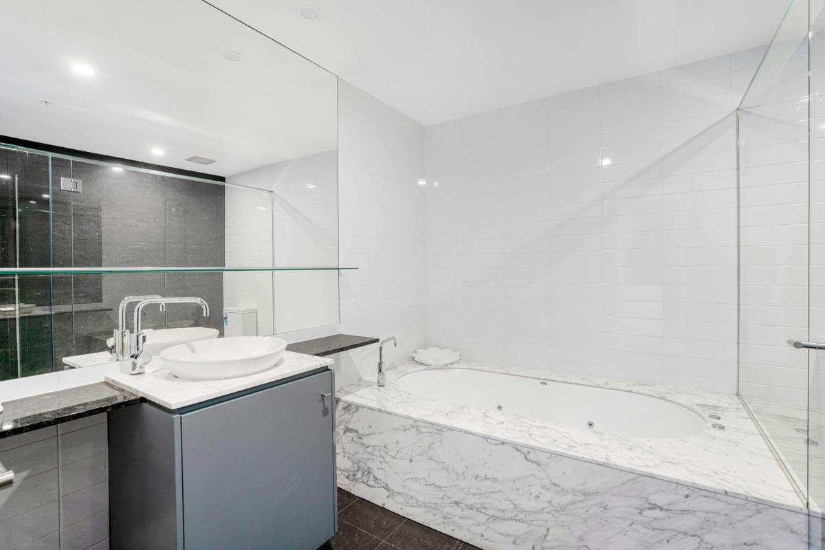 4 Bedroom Sub Penthouse - Ocean Views