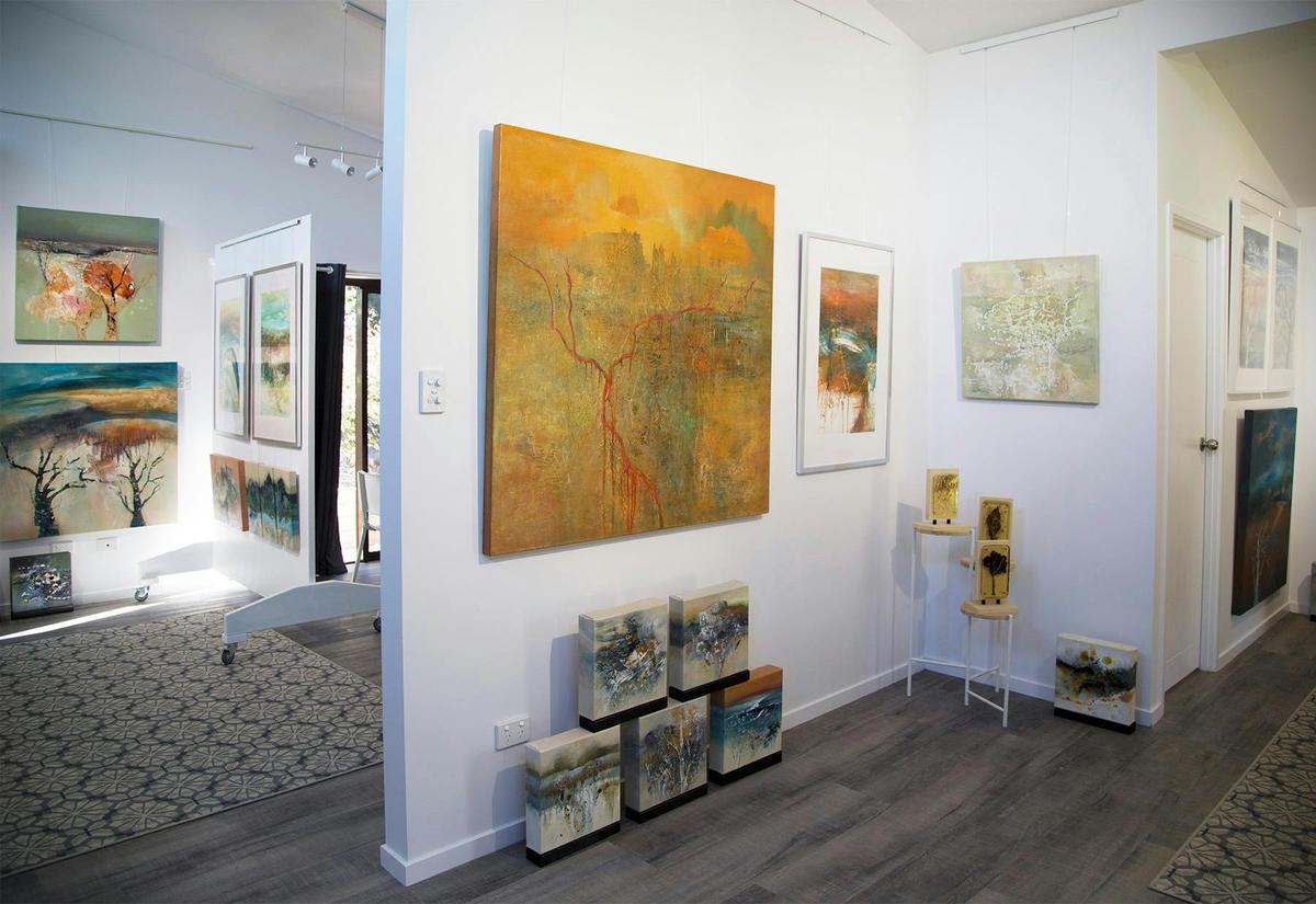 Lyne Marshall's Ningi Art Gallery