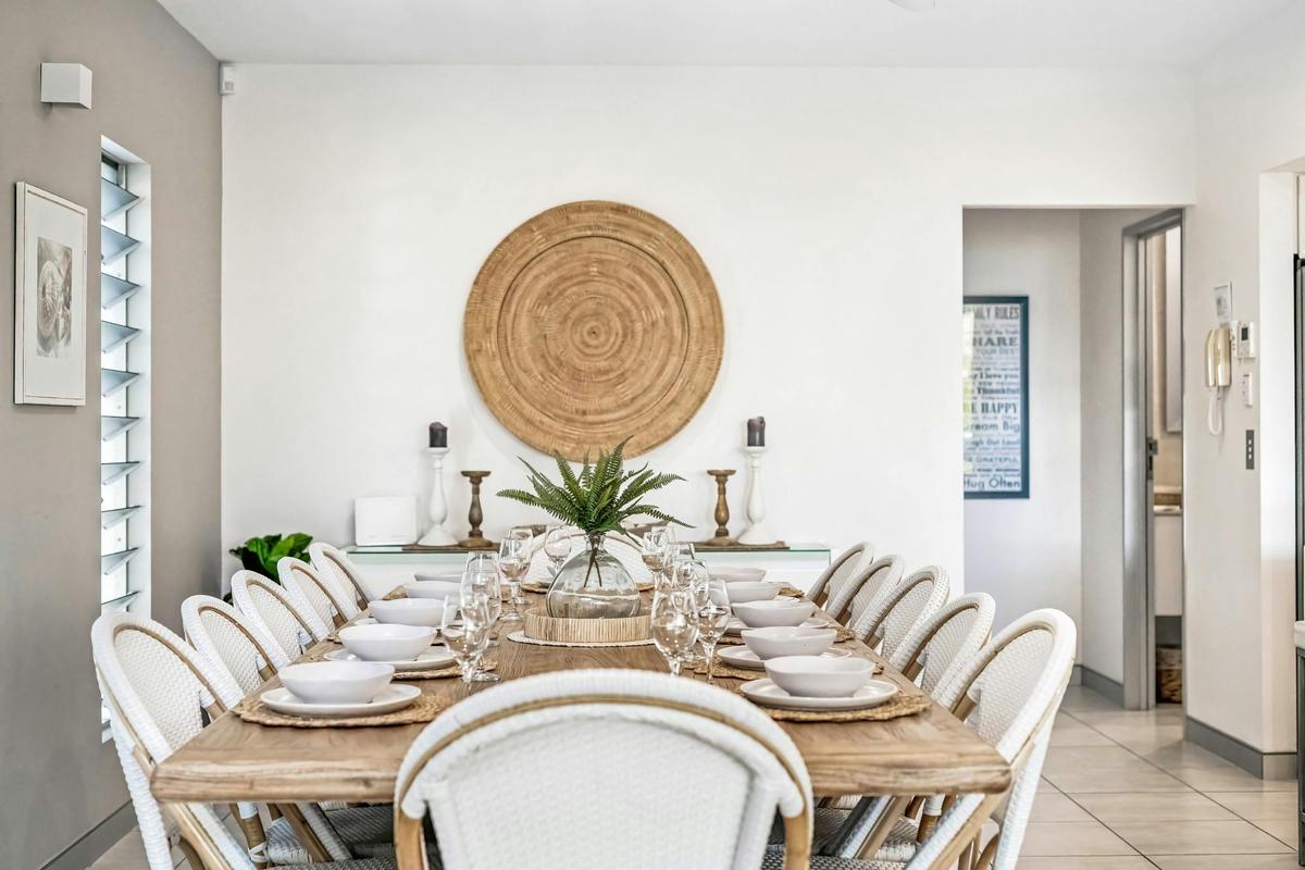 Dining Room for 12 guests