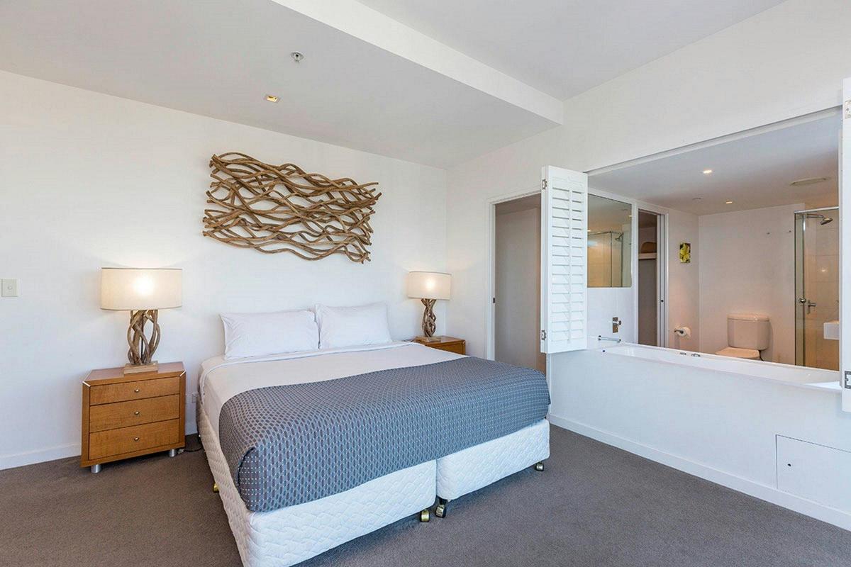 3 Bedroom Ocean View Apartment