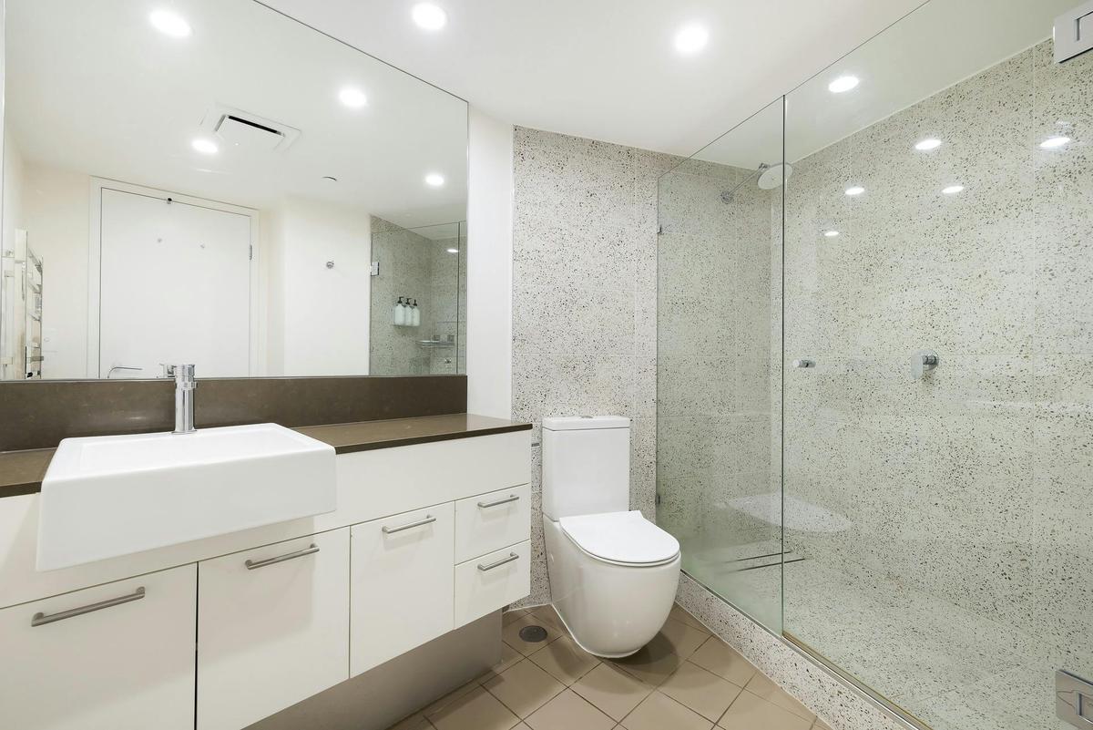 1 Bedroom Partial Ocean View Apartment
