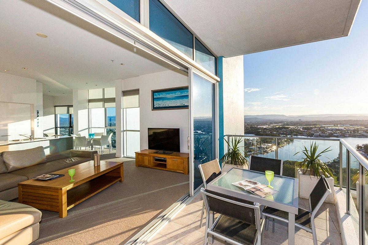 3 Bedroom Ocean View Apartment