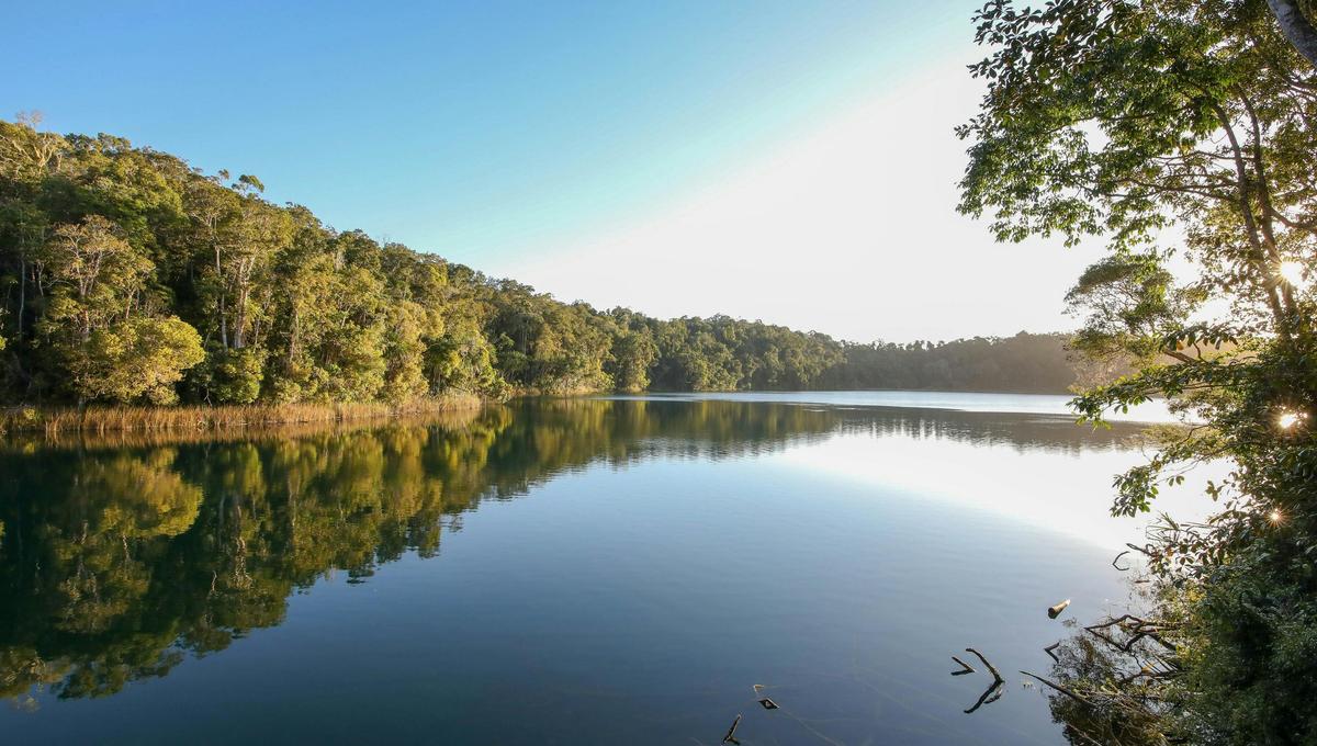 Lake Eacham Atherton Tablelands