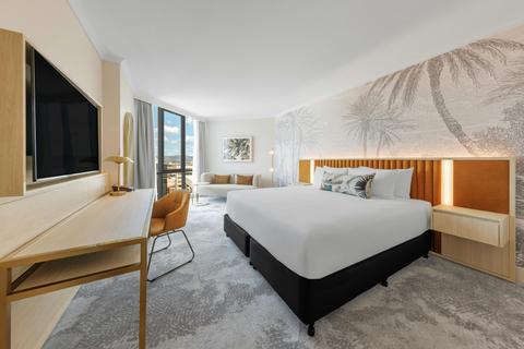 Amora King/ Twin Room