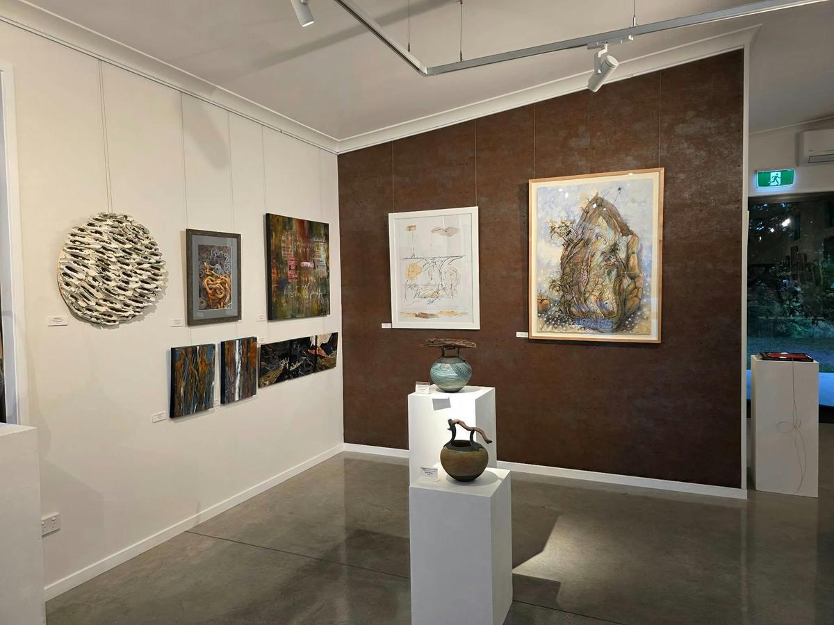 Feature wall at Art on Yabba fine art gallery, Imbil, Queensland