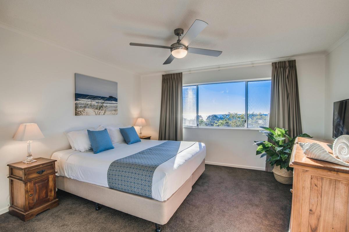 2 Bedroom Ocean View Apartment
