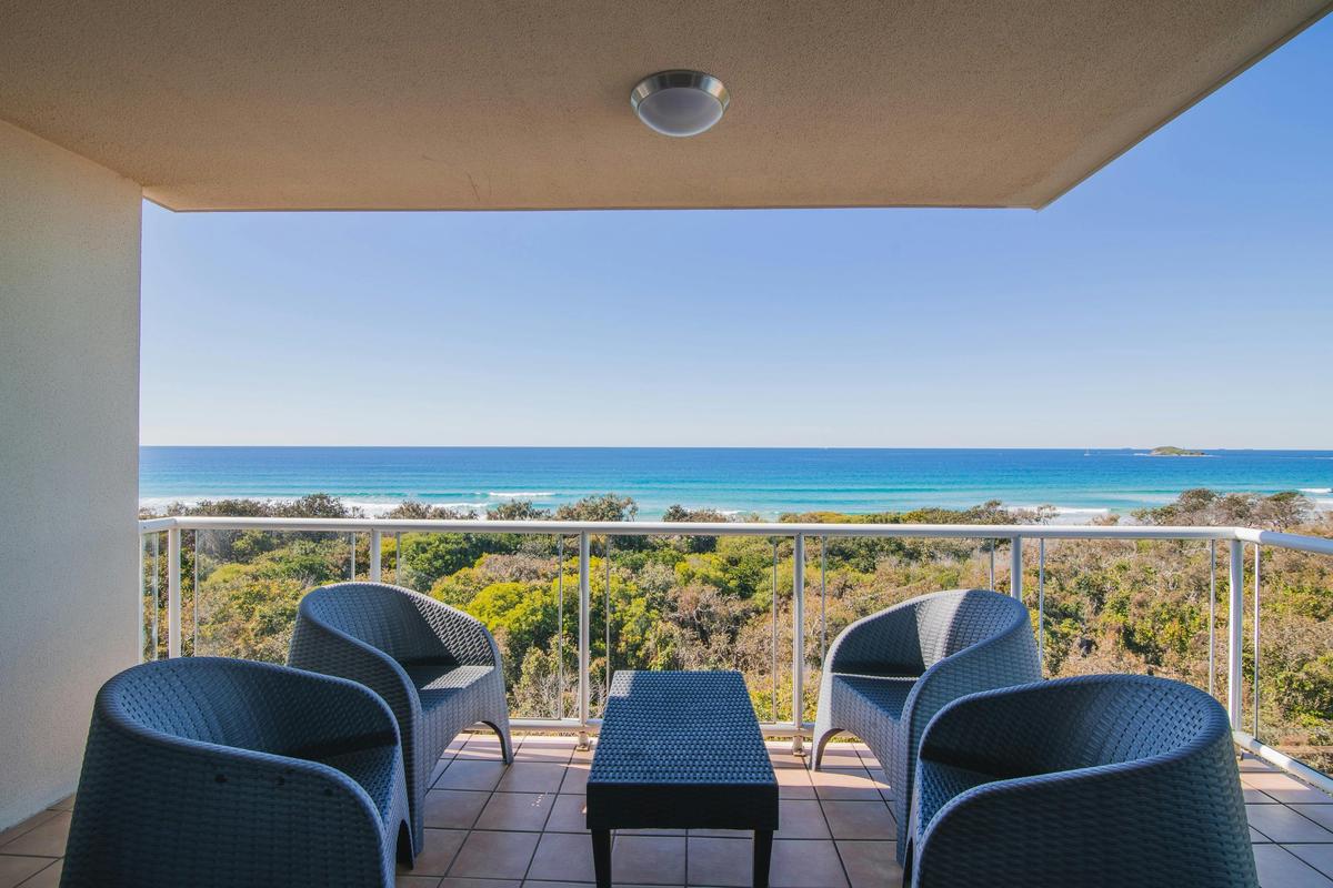 2 Bedroom Top Floor Apartment