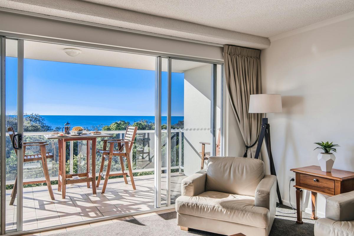 2 Bedroom Ocean View Apartment