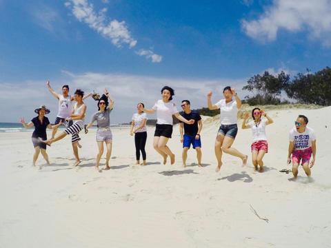 Broadwater Dolphin Kayaking & Snorkeling Tour