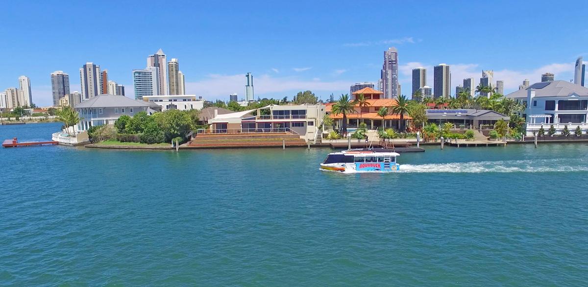 Aquaduck 1 hour city tour and river cruise