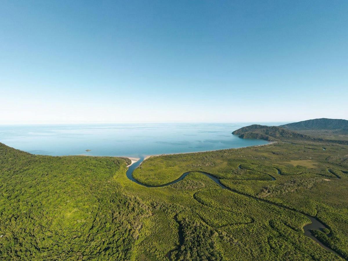 Ultimate Wildlife Safari North Queensland