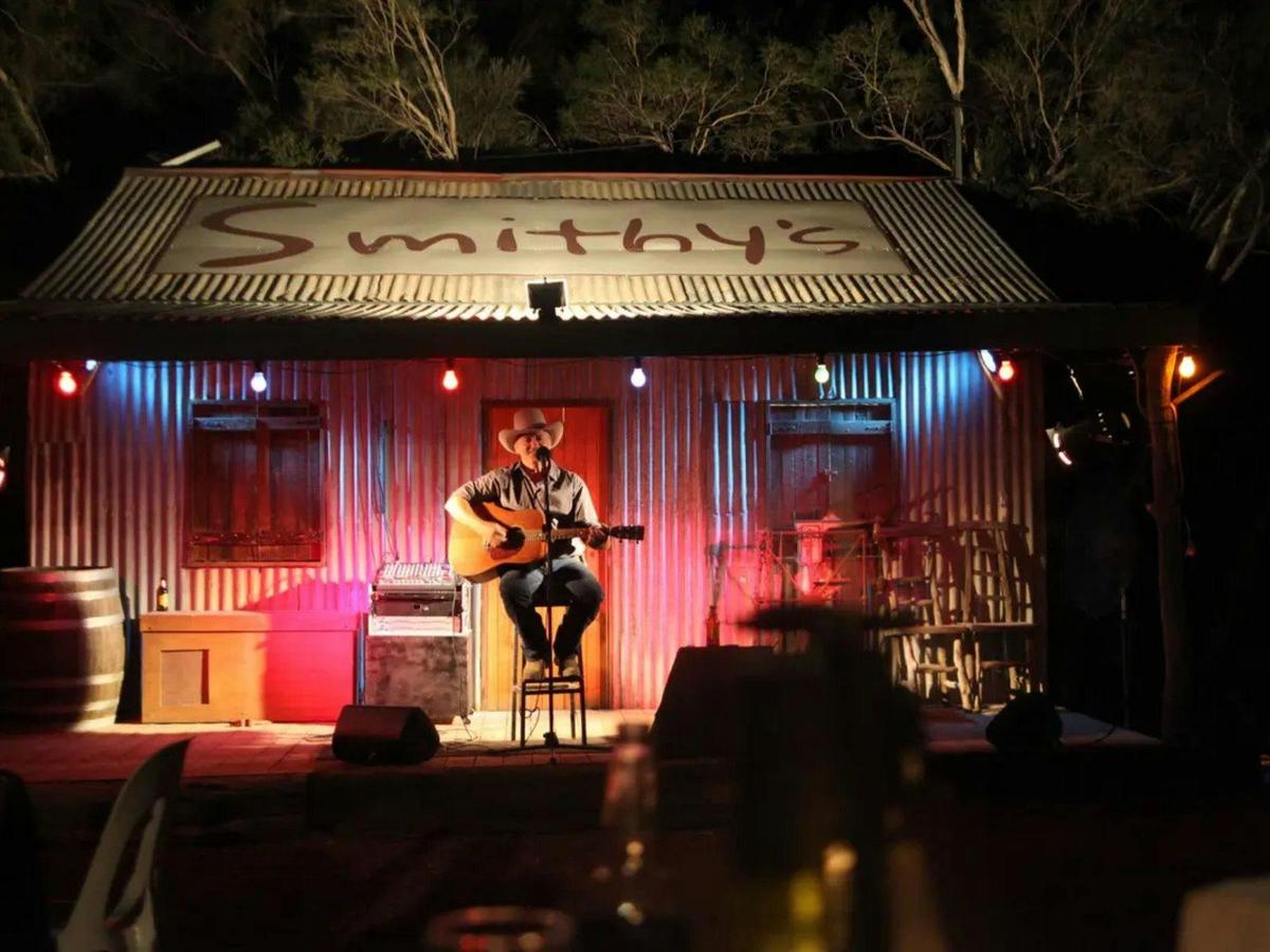 Outback Legends: Stories from Queensland's Past