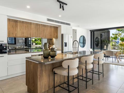 Luxe 3 Bedroom Apartment
