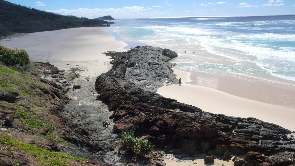 Fraser Island (Kgari) & Carnarvon Gorge - 7 Days Group Guided
