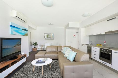 1 Bedroom Pool/Water view